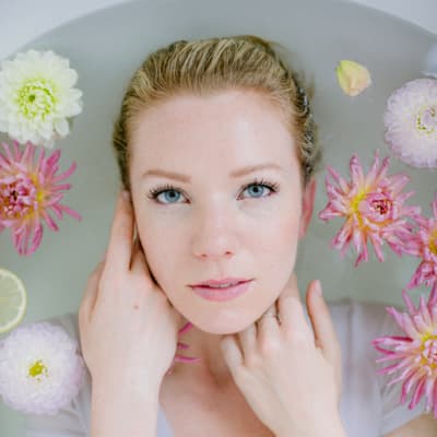 Queen Eyebrows Threading & Spa