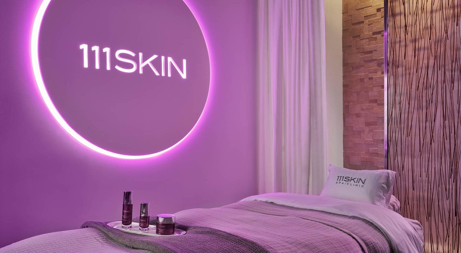 111SKIN SPA/CLINIC en The Plaza