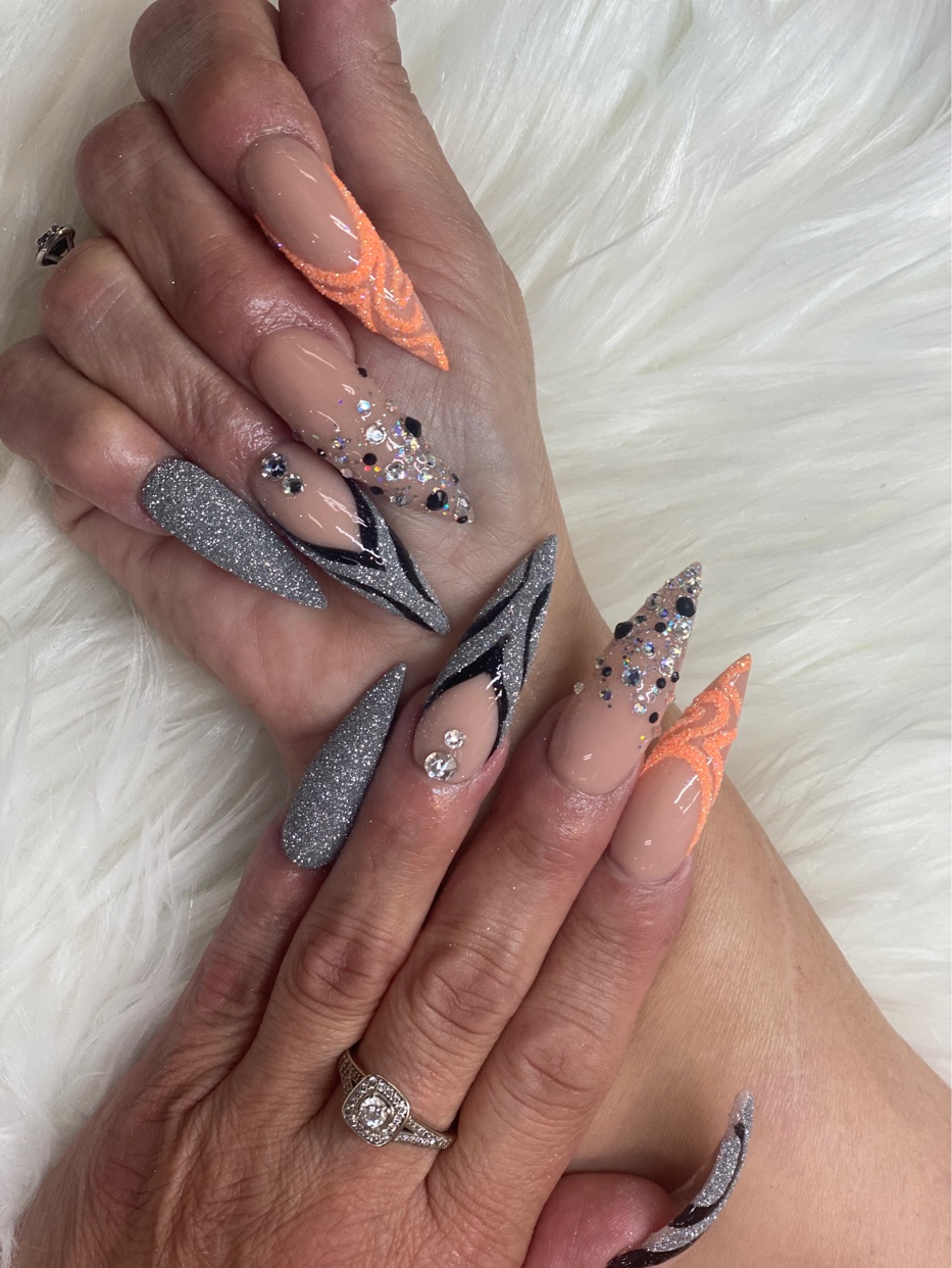 Sky Nails Spa