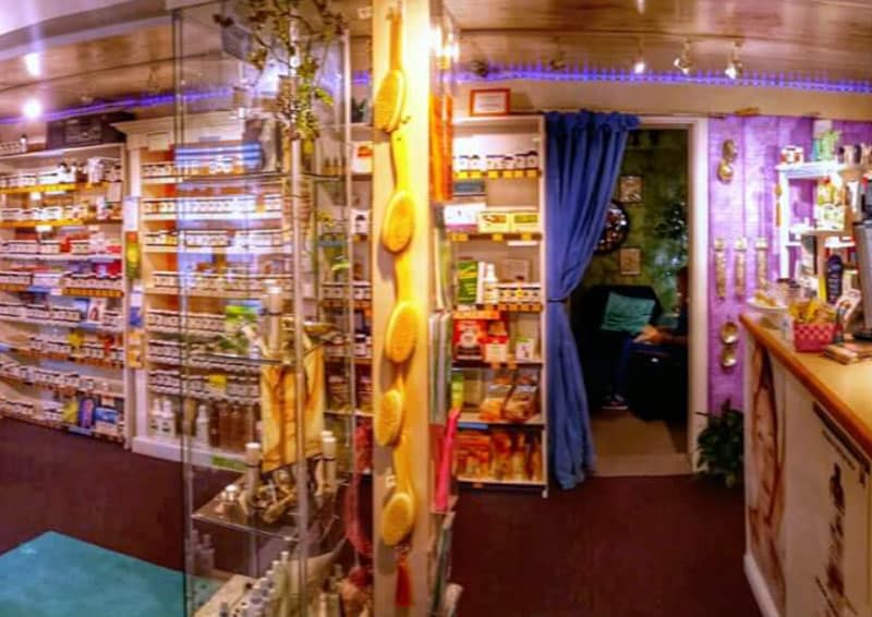 Divine Wellness 商店与水疗中心