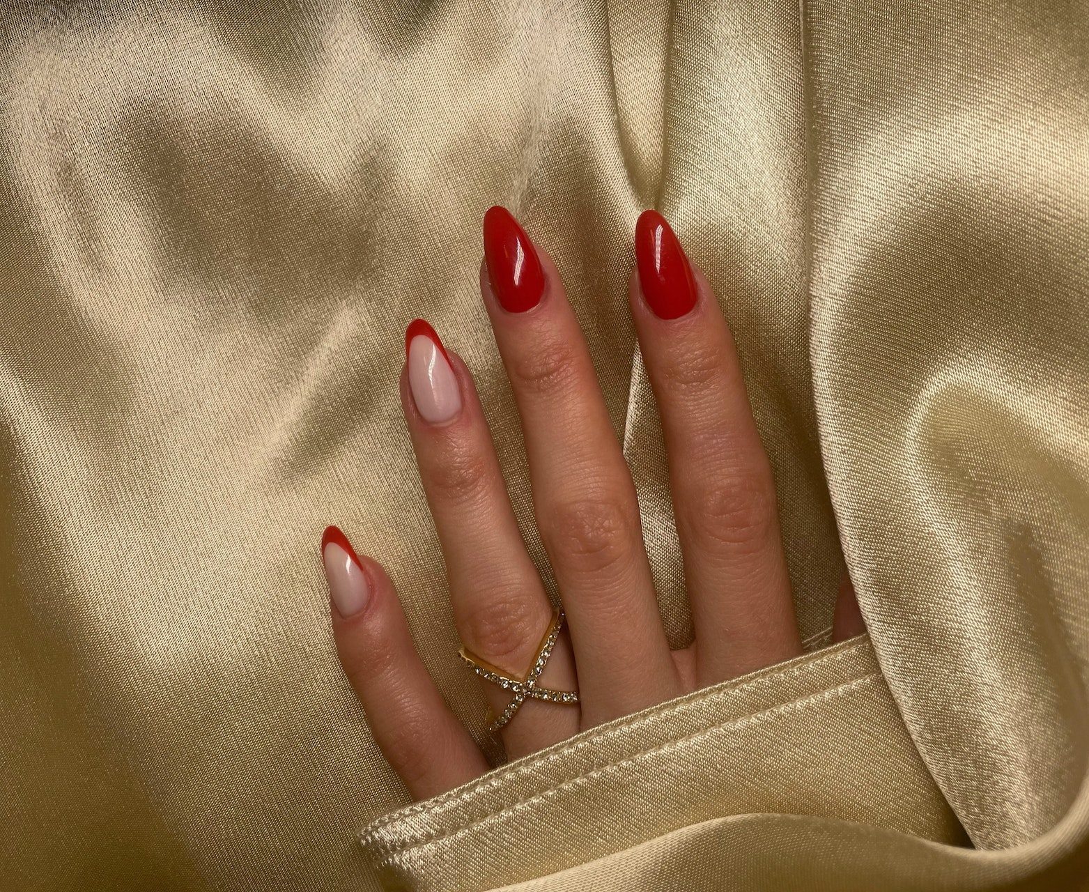 Noire The Nail Bar At Tanger Outlets