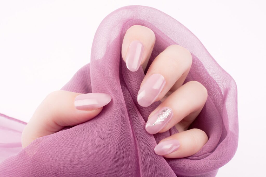 V Nails & Spa