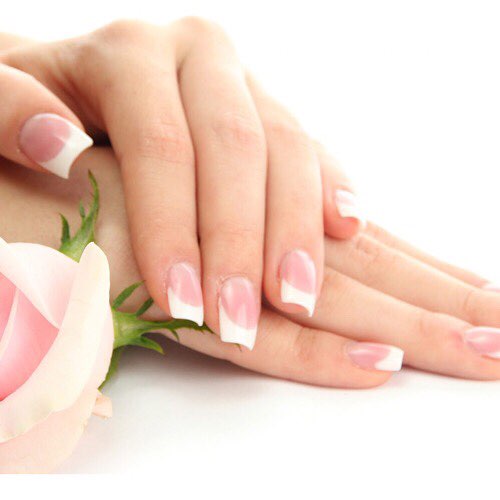 D-LUXE NAILS STUDIO