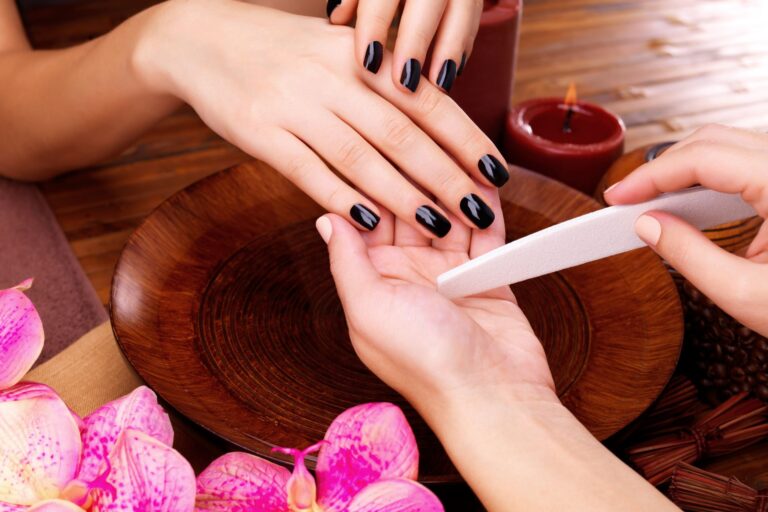 Glamour Nails