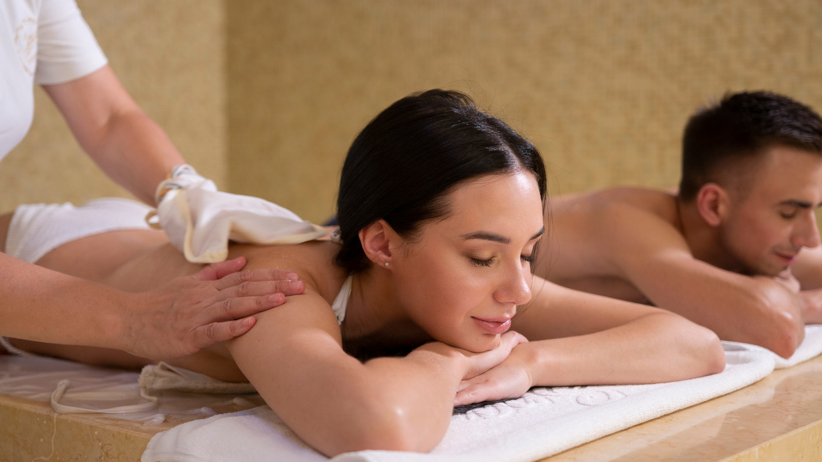 Folsom Family Massage LLC 提供的足部与全身反射疗法 的照片
